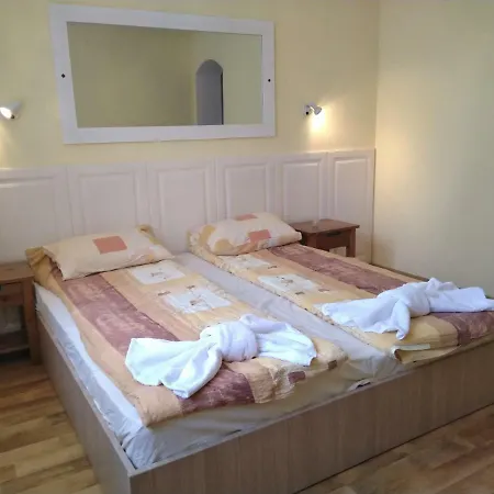 Cozy In Traditional House Apartamento *