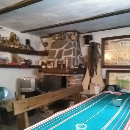 Cozy In Traditional House